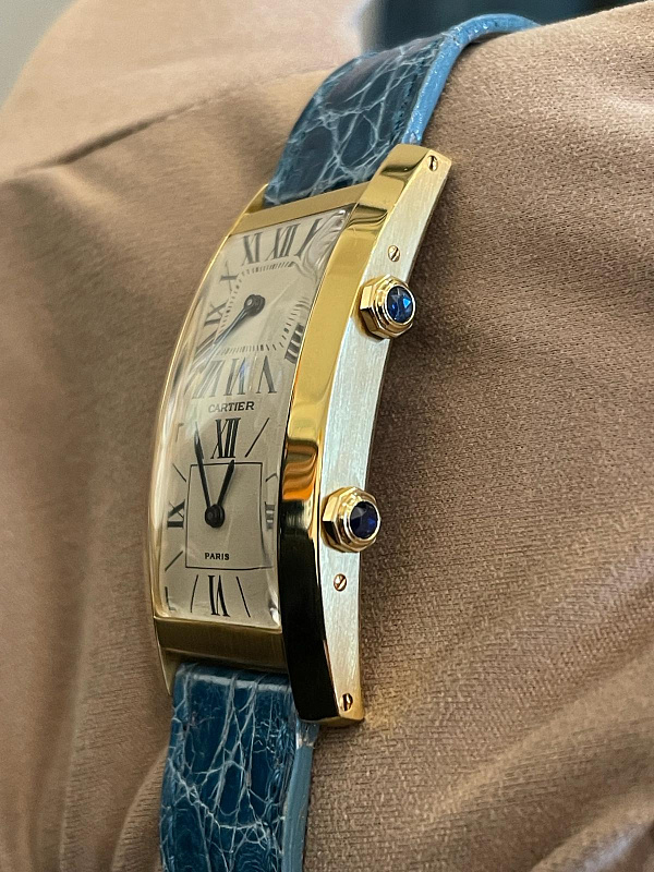 Tank Américaine de Cartier Dual Time