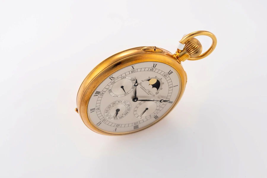 Annual Calendar Pocket Watch in 18k Yellow Gold