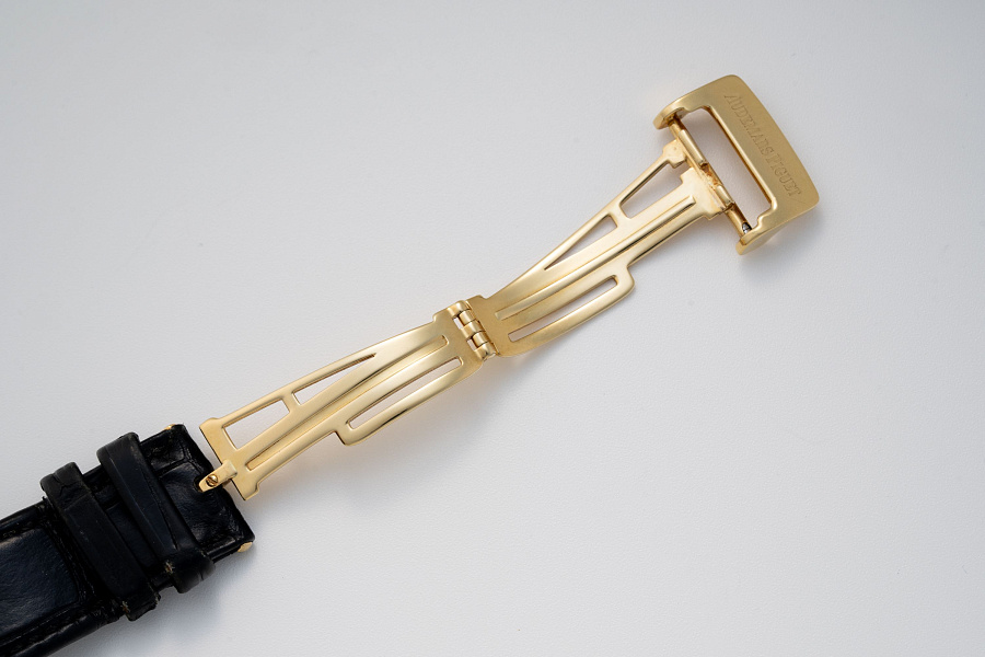 Royal Oak Dual Time Ref. 26120BA in 18k Yellow Gold