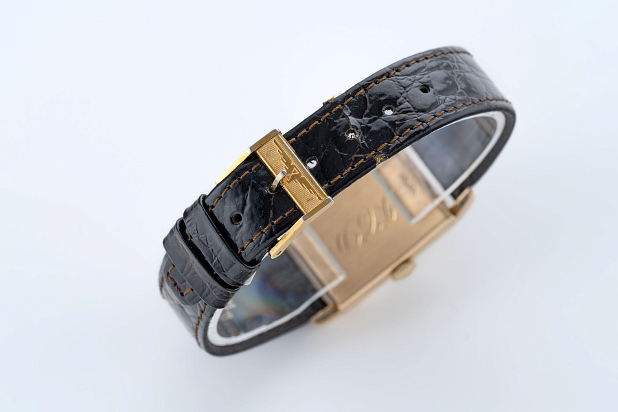 Tank in 14k Yellow Gold