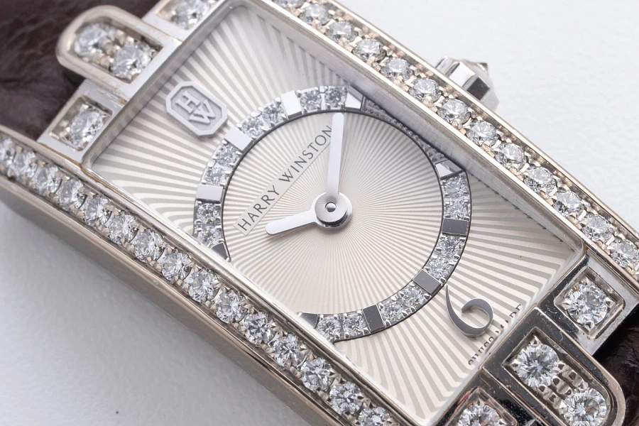 Ladies Watch with Diamonds in 18k White Gold
