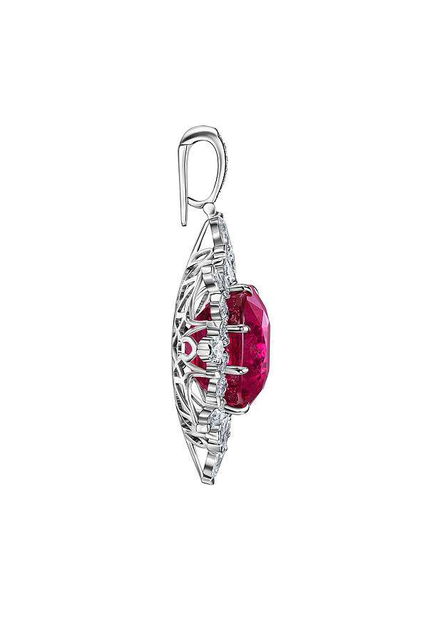 35.60 ct. Spinel Pendant
