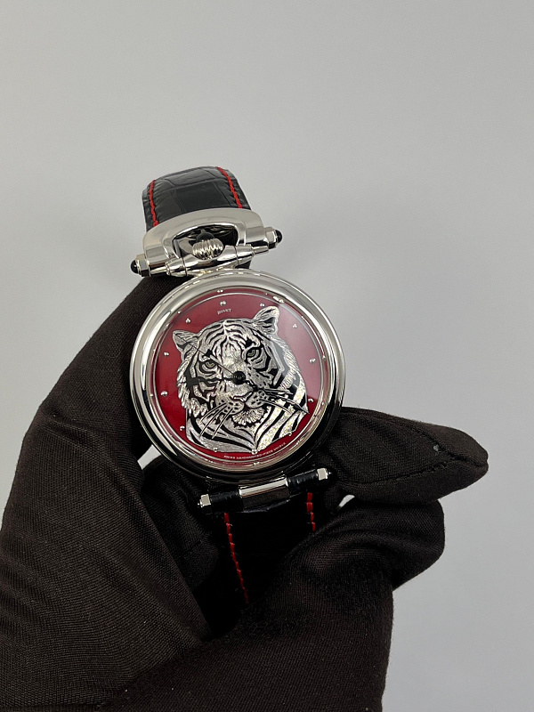 Tiger Piece Unique Platinum