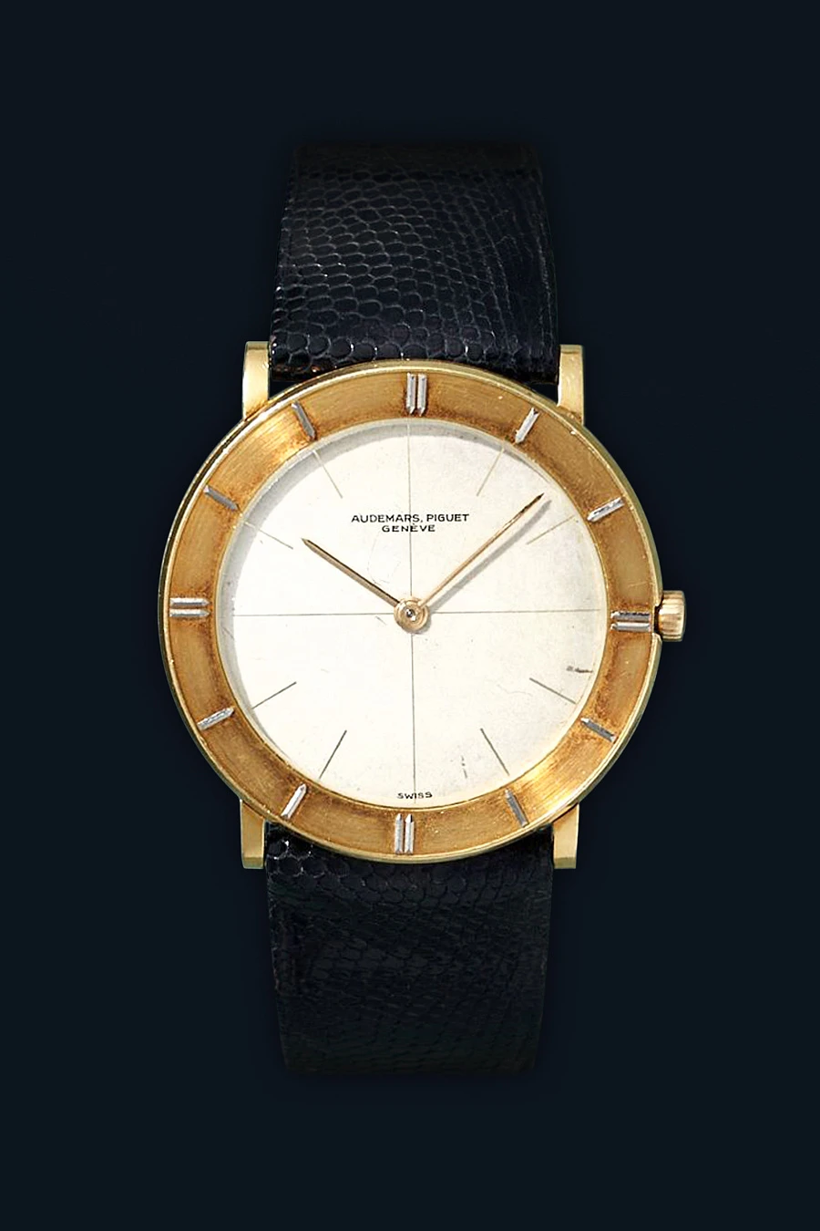 Ultra Slim 'Extrapiatto' Vintage Dress Watch in 18k Yellow Gold