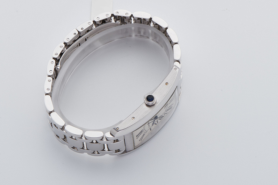 Tank Américaine Ref. 1741 in 18k White Gold