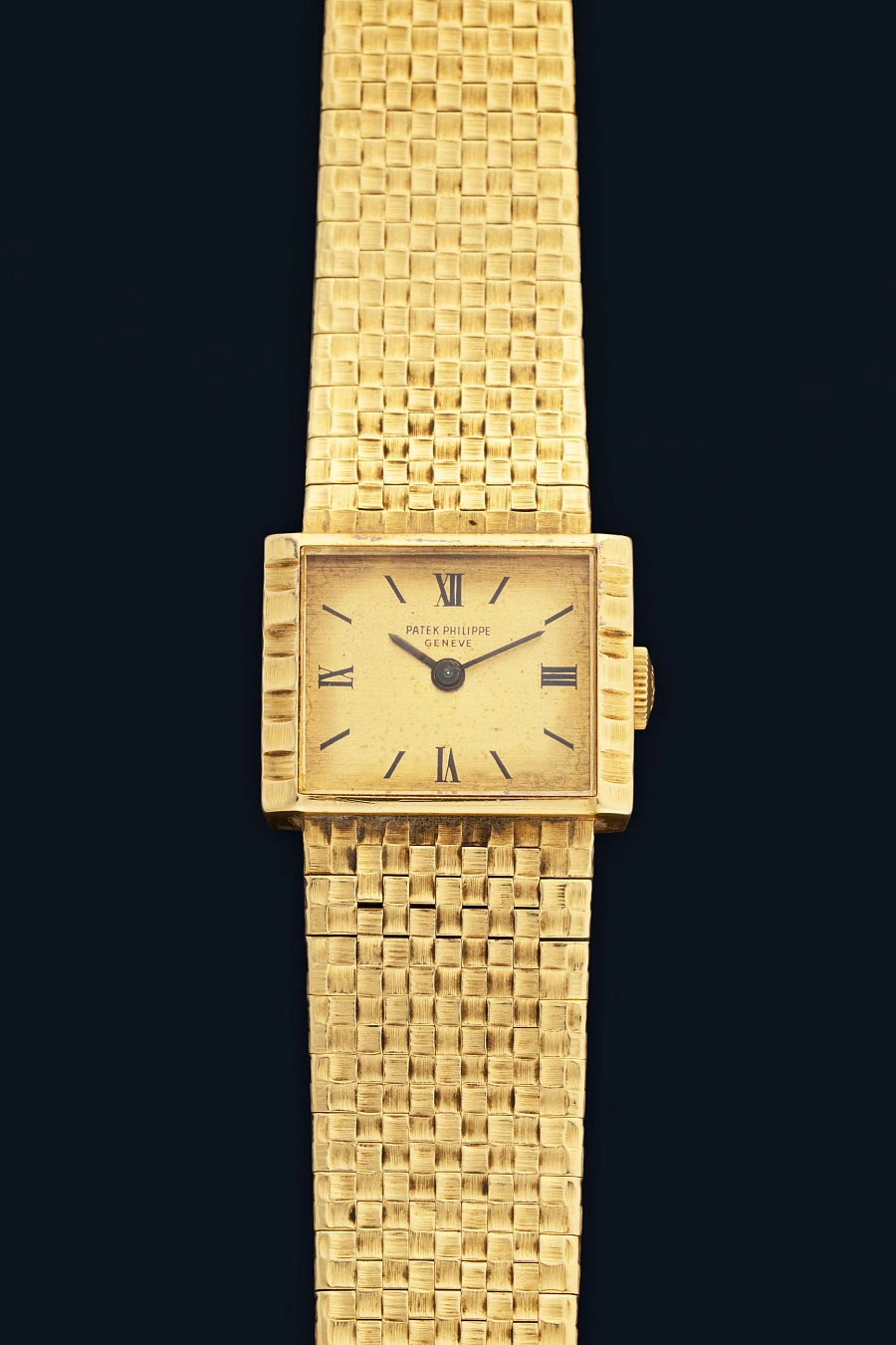 Ladies Watch Ref. 3322 with Woven Bracelet in 18k Yellow Gold