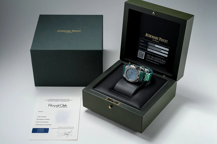 Royal Oak 50th Anniversary Ref. 15551ST in Stainless Steel