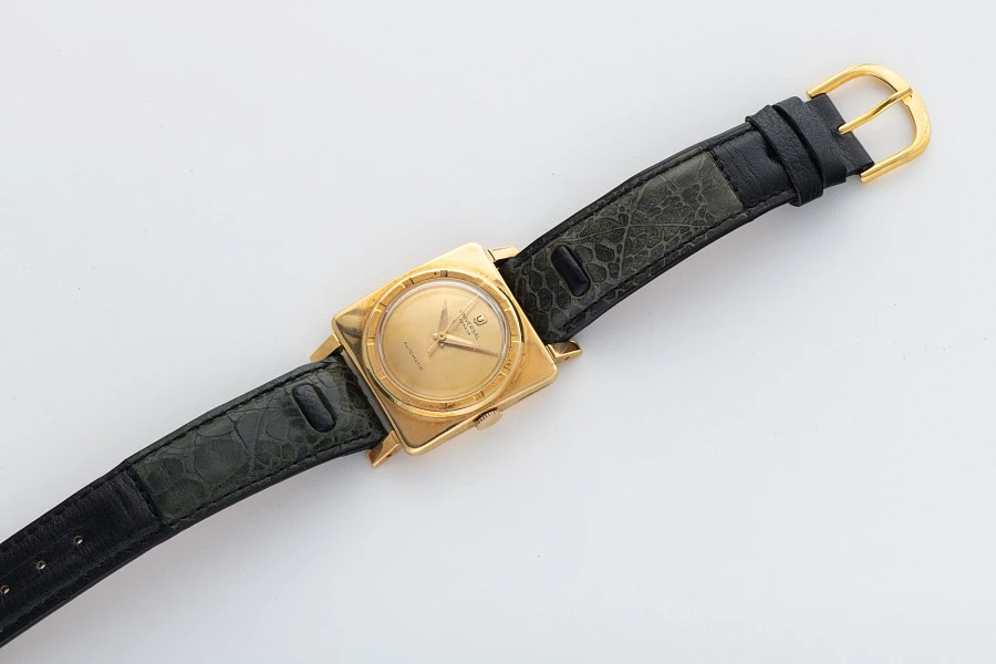 Gioccolatone Square Automatic in 18k Yellow Gold