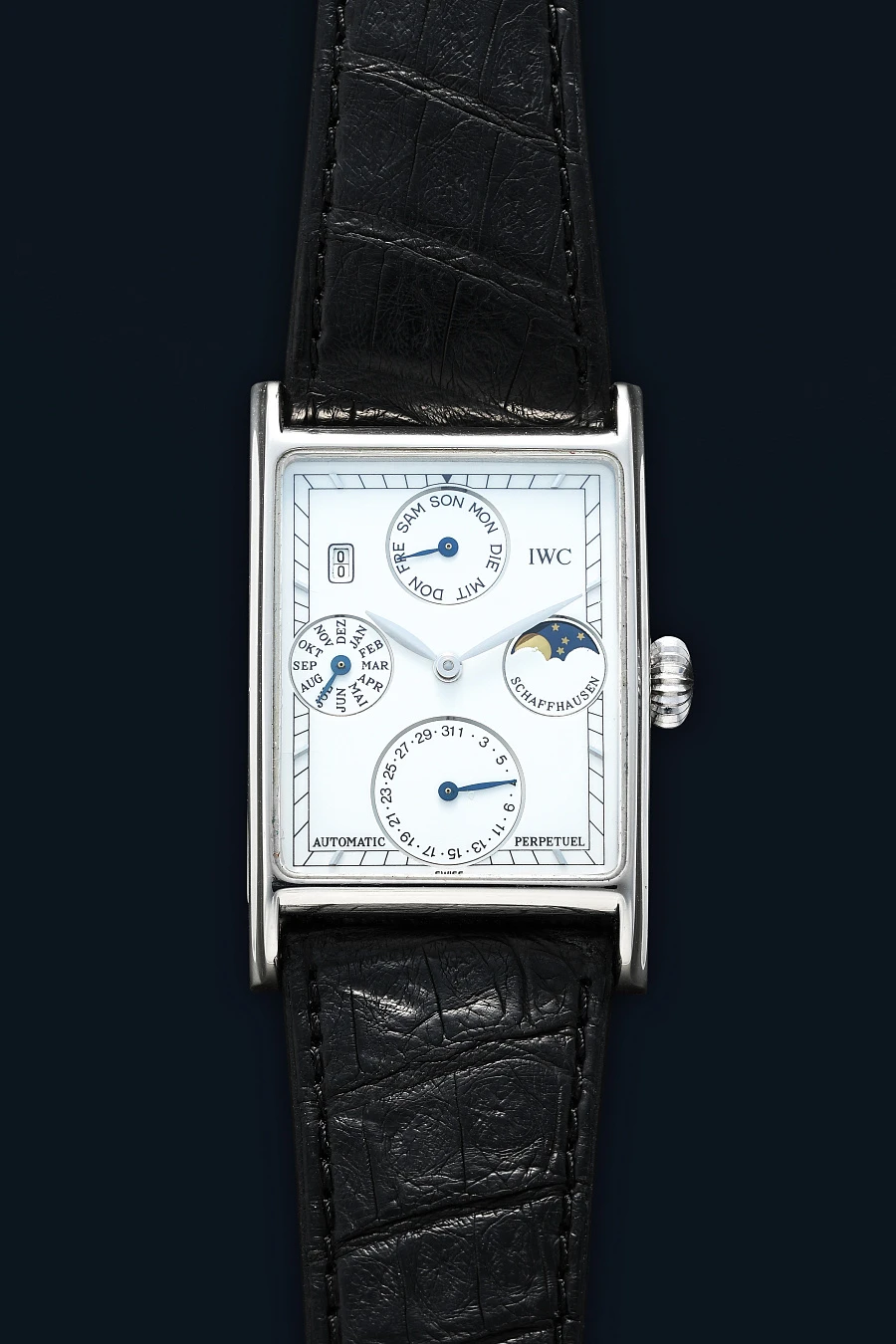 Novecento Perpetual Calendar Ref. IW3545 in Platinum