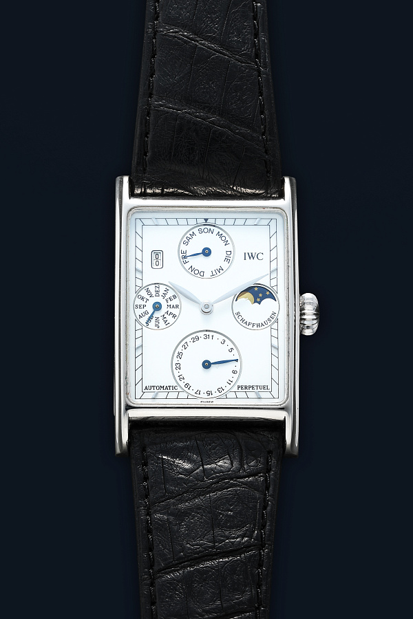 Novecento Perpetual Calendar Ref. IW3545 in Platinum