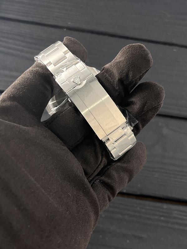 Sea-Dweller Deepsea 136660