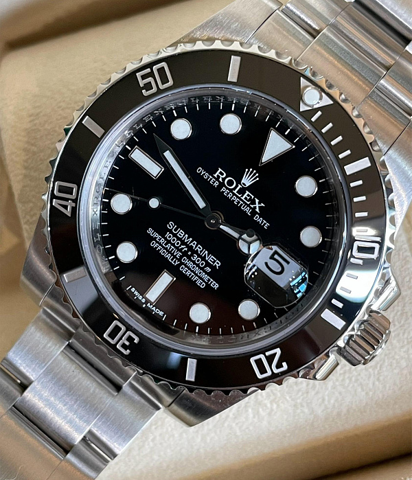 Submariner Date 116610LN