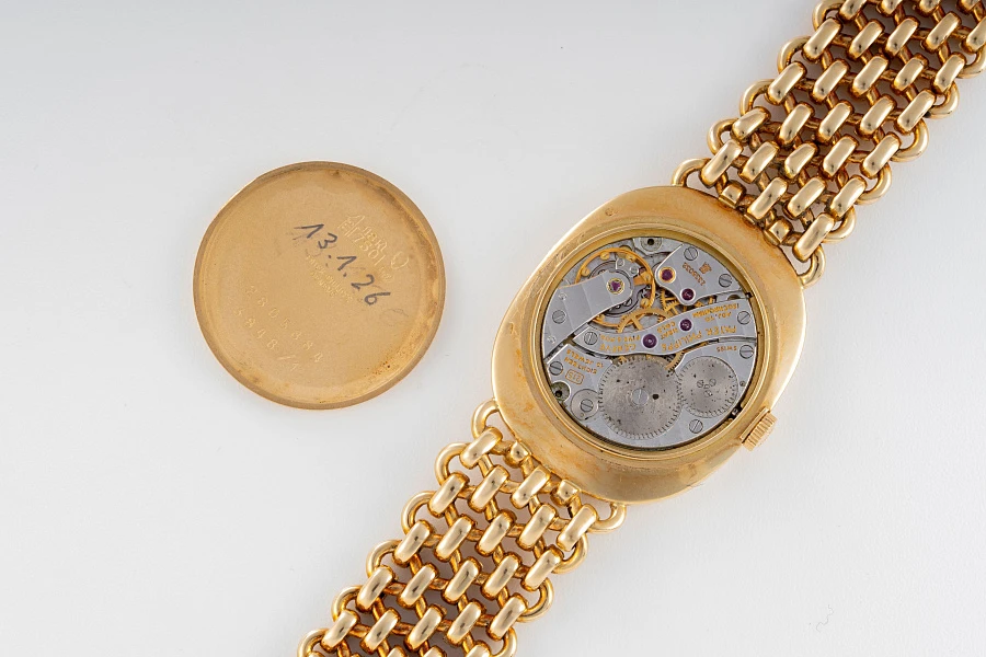 Ellipse Ref. 3848/001 in 18k Yellow Gold