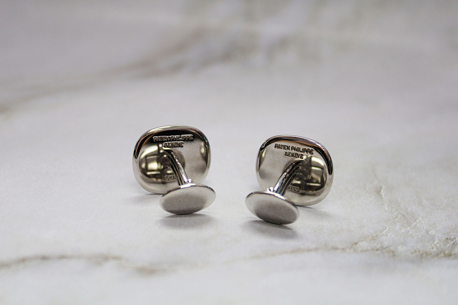 Golden Ellipse Cufflinks in 18k White Gold 28.01 g
