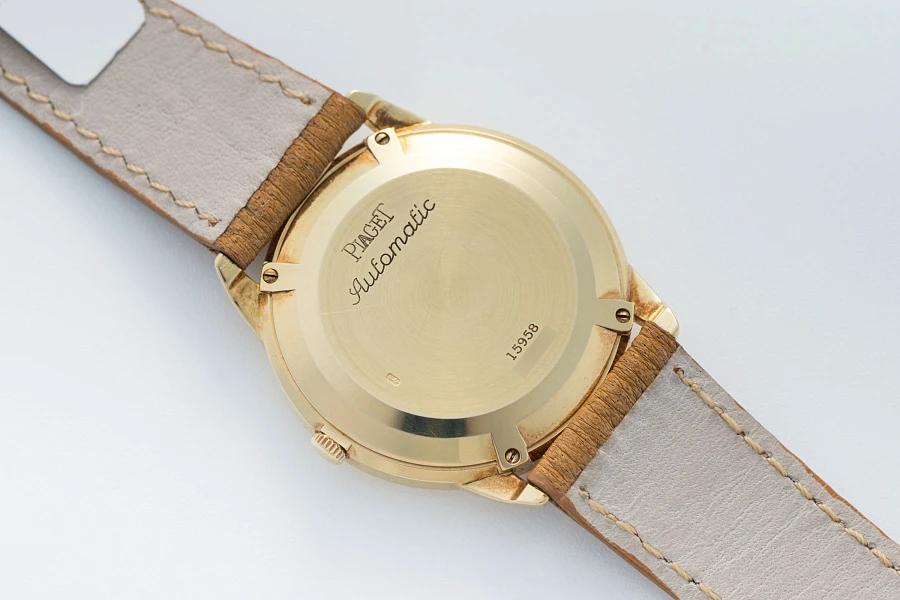 Automatic Triple Calendar Ref. 15958 in 18k Yellow Gold