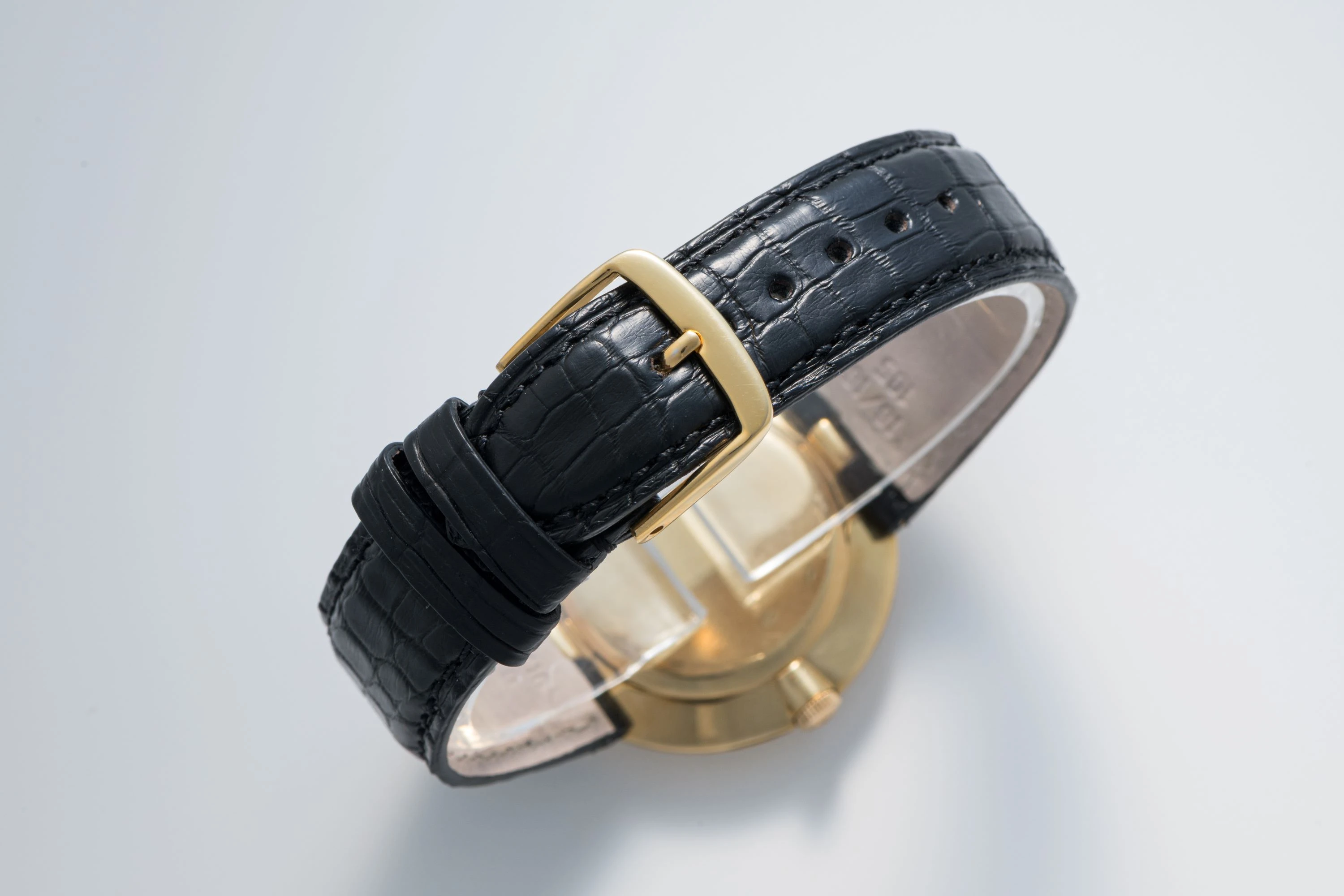 Calatrava Ref. 2591 with Hidden Lugs in 18k Yellow Gold