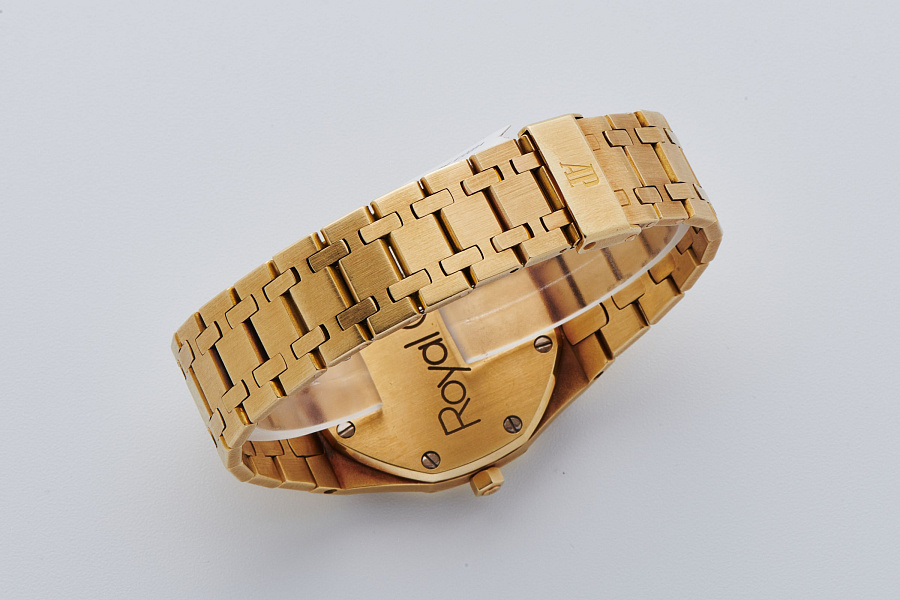 Royal Oak Ref. 4100BA in 18k Yellow Gold