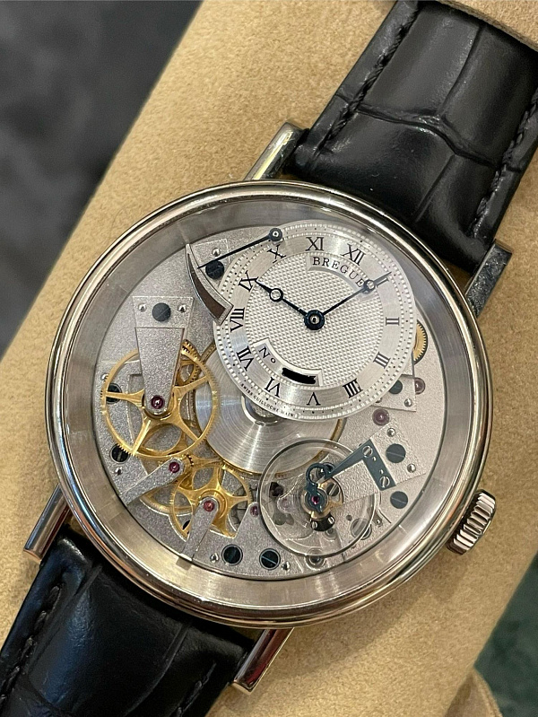 Tradition 7057 Manual Wind White Gold