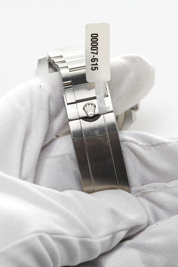 Rolex Submariner Date