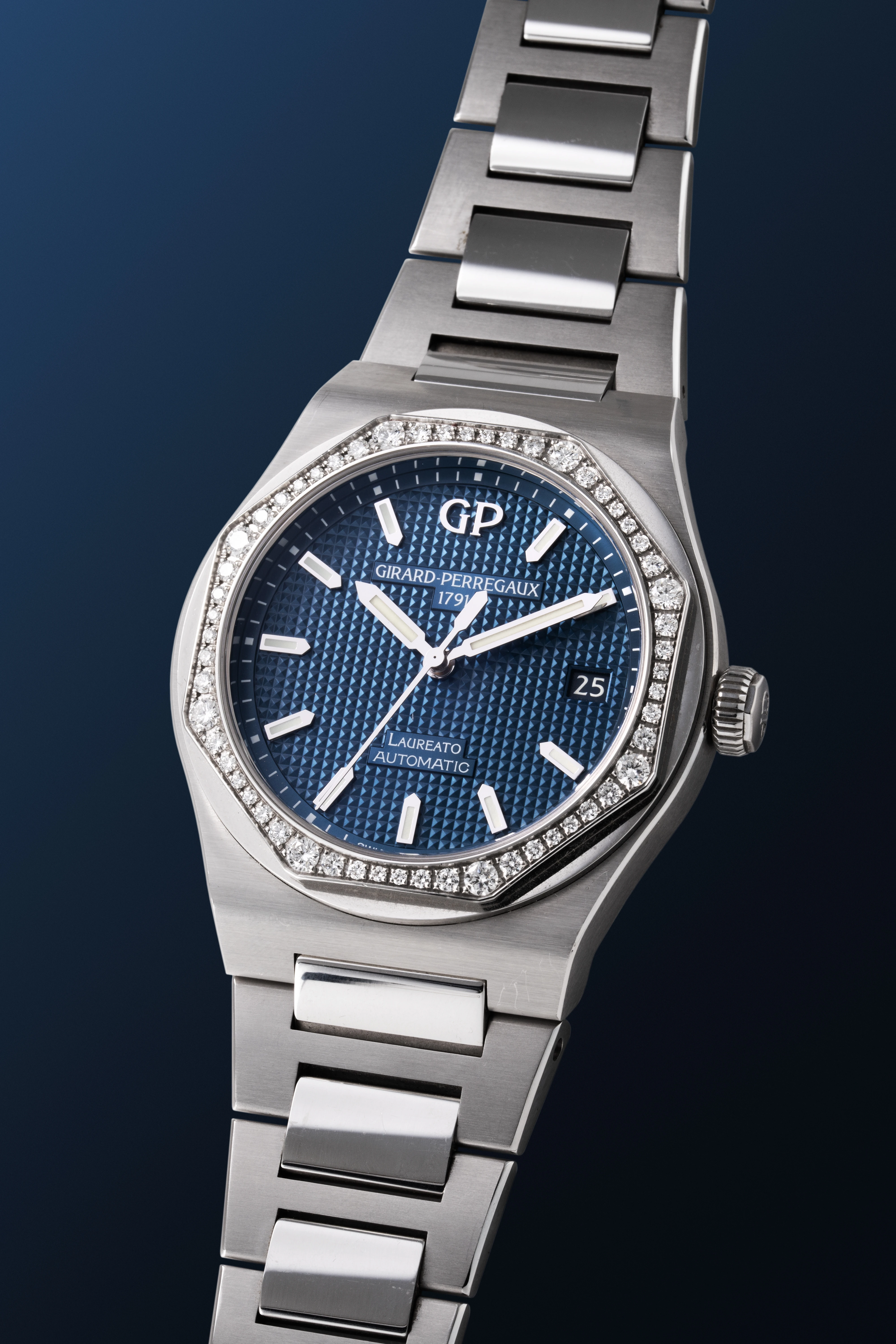 Laureato Diamonds Ref. 81005D11A431-11A in Stainless Steel