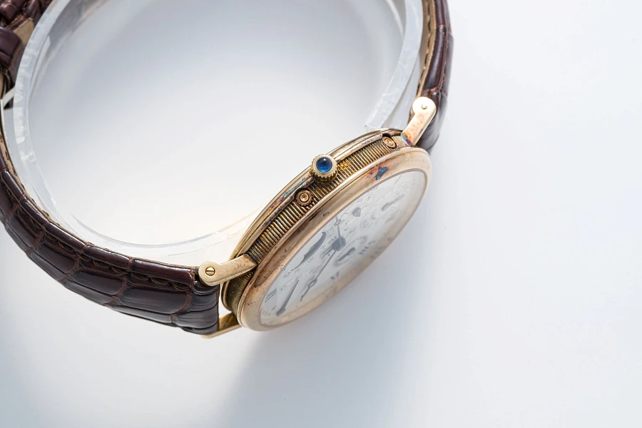 Perpetual Calendar Ref. 3310 in 18k Yellow Gold