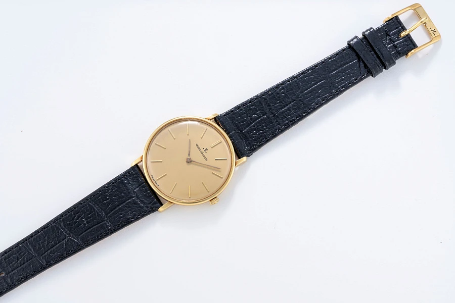 Ultra Thin Dress Watch Ref. 912421 in 18k Yellow Gold