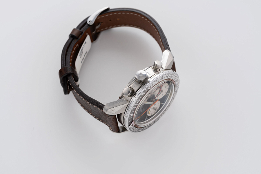 Jet Graph in Stainless Steel