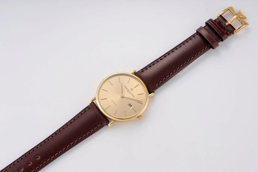 Automatic Dress Watch Ref. 48002 in 18k Yellow Gold