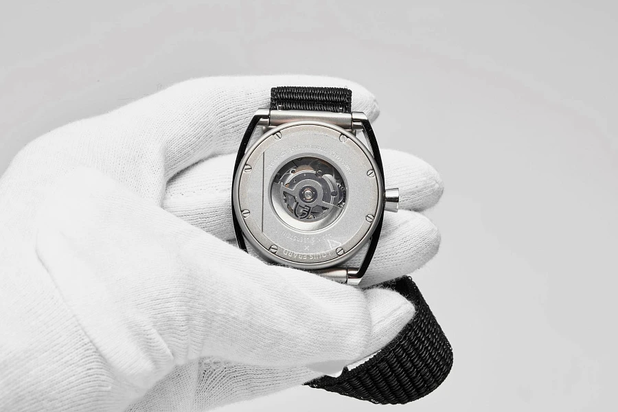 Le Régulateur Unique Prototype