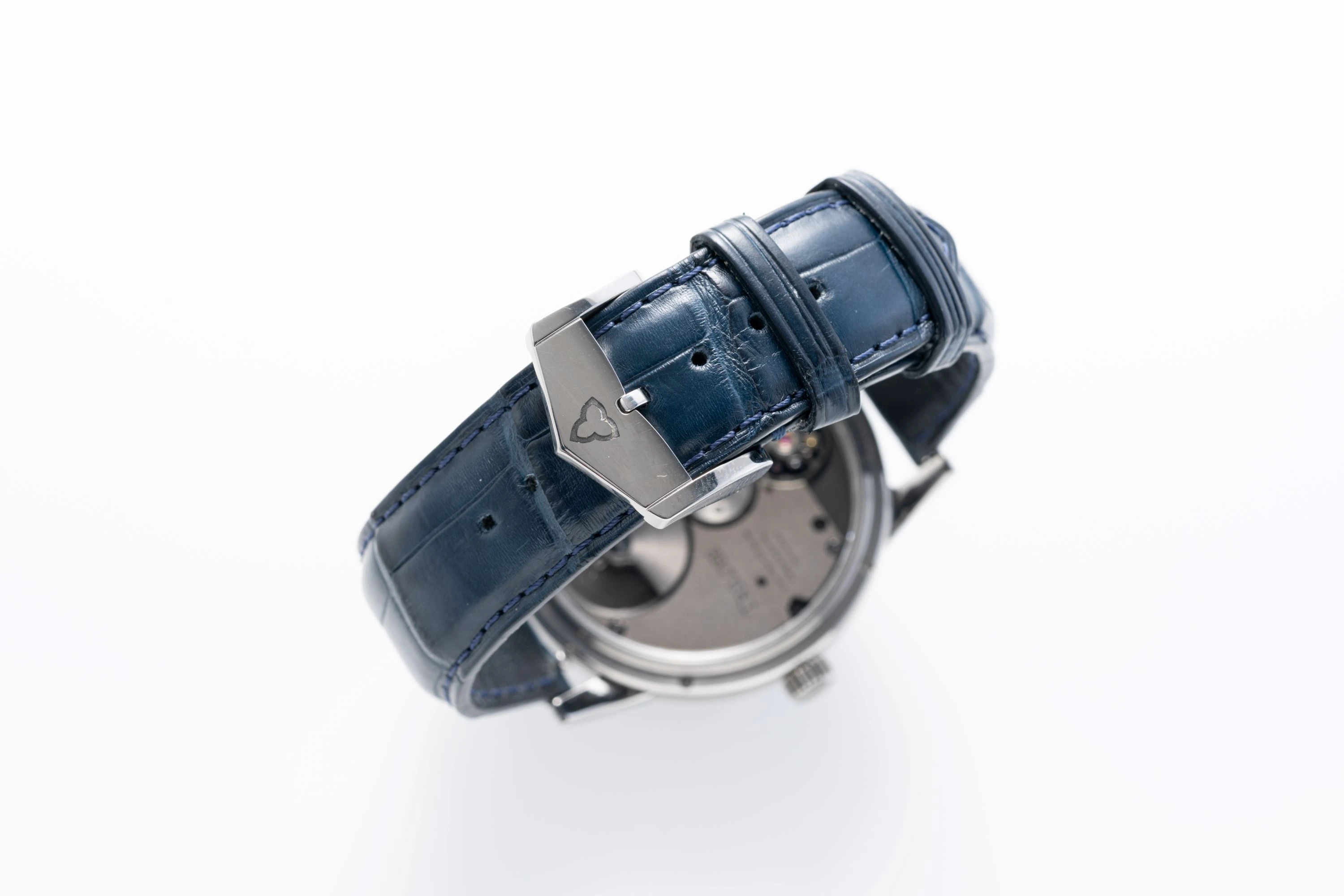 Une Folle Journée Blue in Titanium