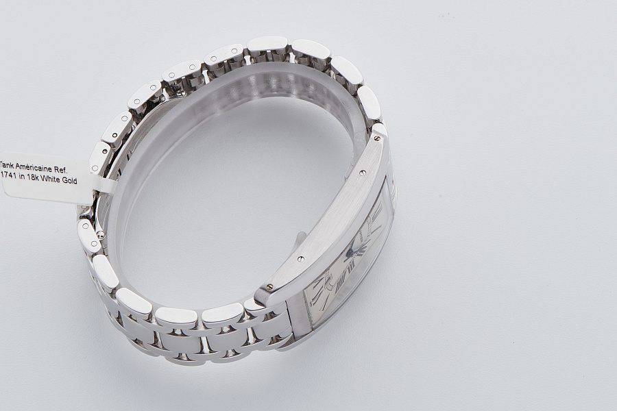 Tank Américaine Ref. 1741 in 18k White Gold