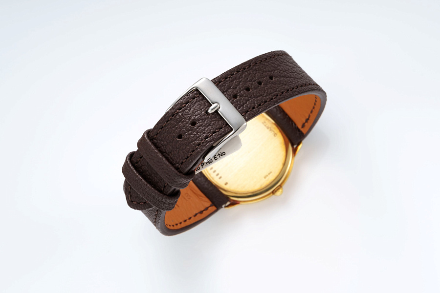Coin Bezel Quartz Dress Watch in 18k Yellow Gold