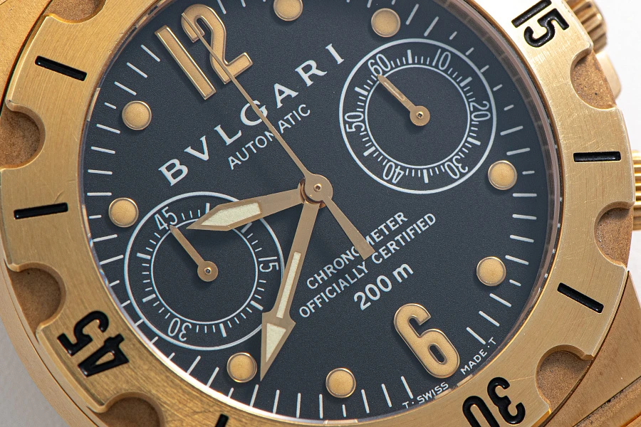 Diagono Scuba Chronograph Ref. SC38G  in 18k Yellow Gold