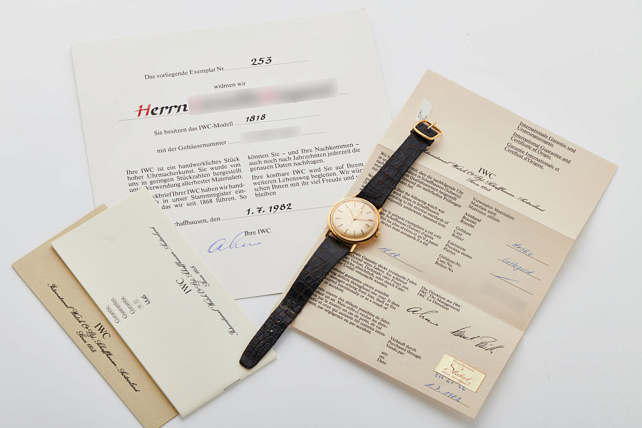 Dress Watch in 18k Yellow Gold