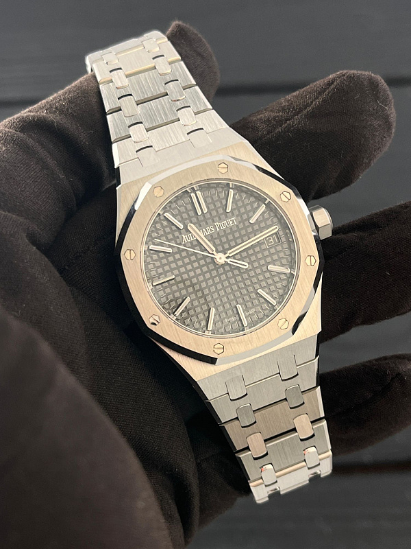 Royal Oak Automatic 37mm Grey Dial