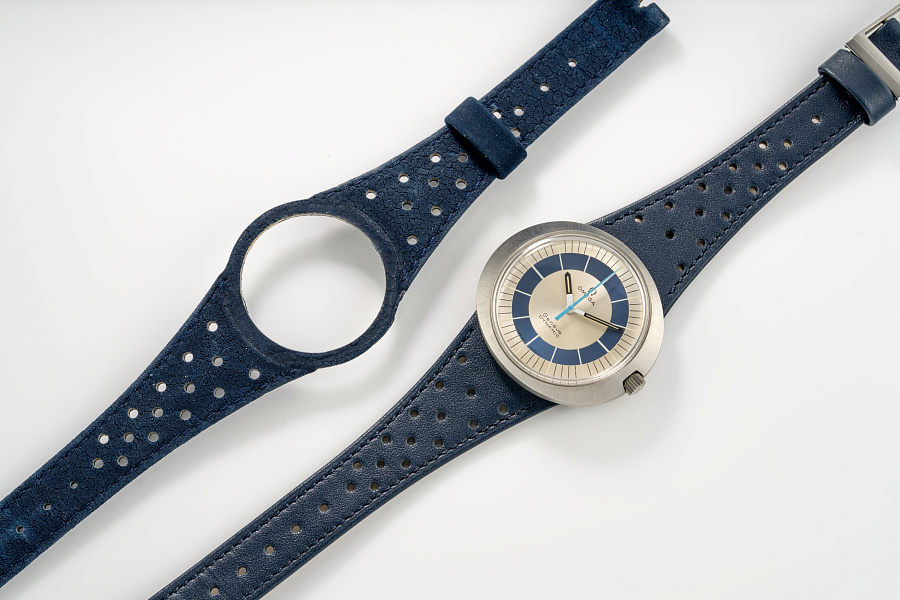 Genève Dynamic in Stainless Steel