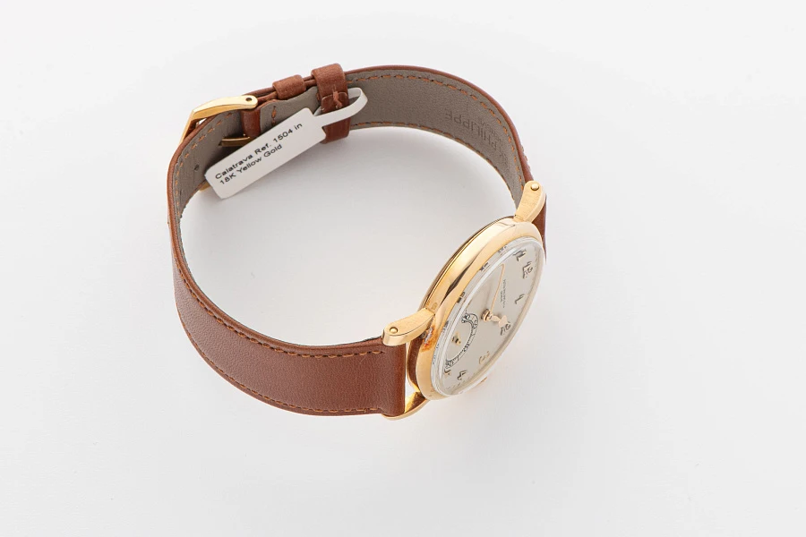 Incredibly Rare Calatrava Ref. 1504 in 18K Yellow Gold