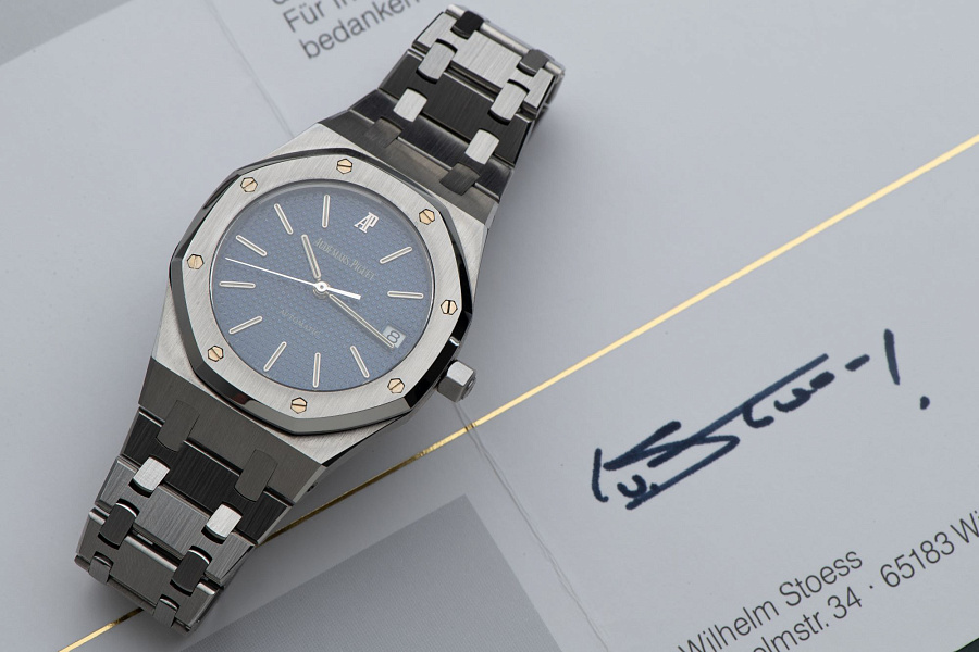 Royal Oak Automatic 14790 ‘Electric Blue Dial’