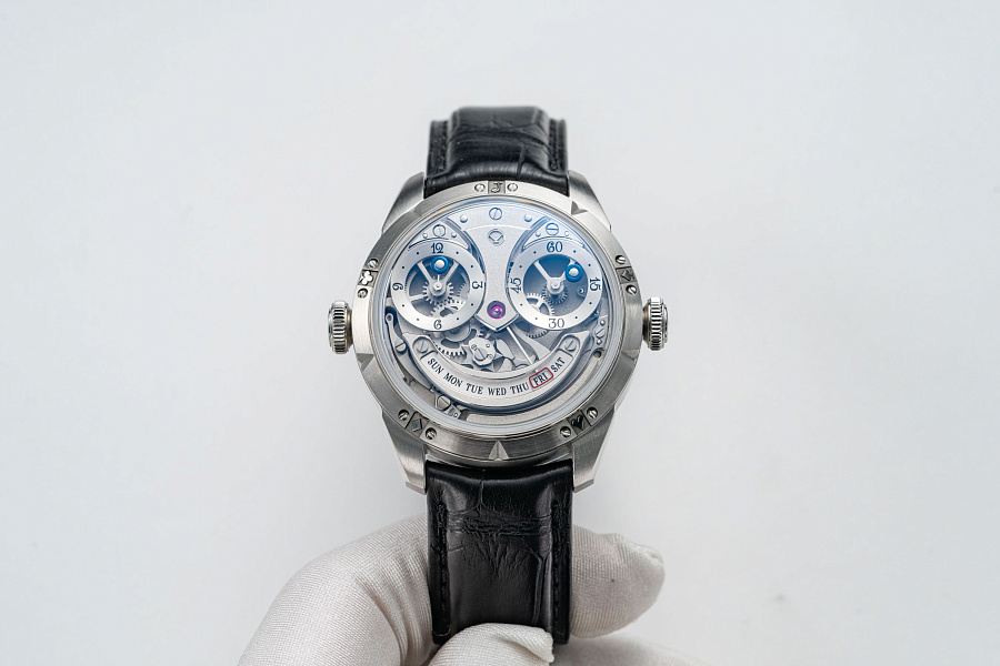 “Joker Iron Mask,” Regular Model from the 2025 Collection. New