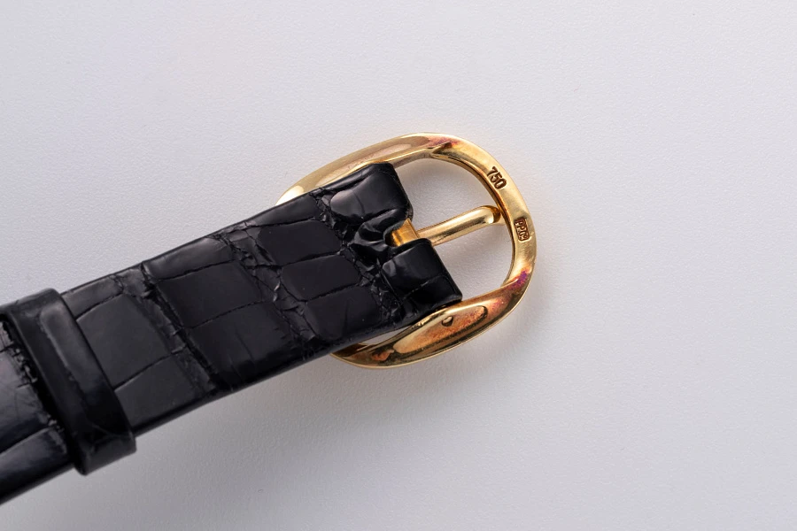 Ellipse 'Gübelin' Double-Signed in 18k Yellow Gold