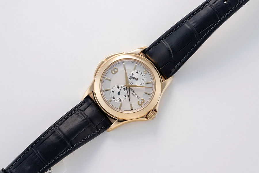 Calatrava Travel Time Ref. 5134 in 18k Yellow Gold