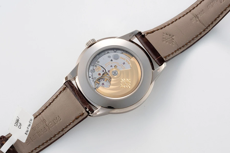 Perpetual Calendar Ref. 5320G in 18k White Gold