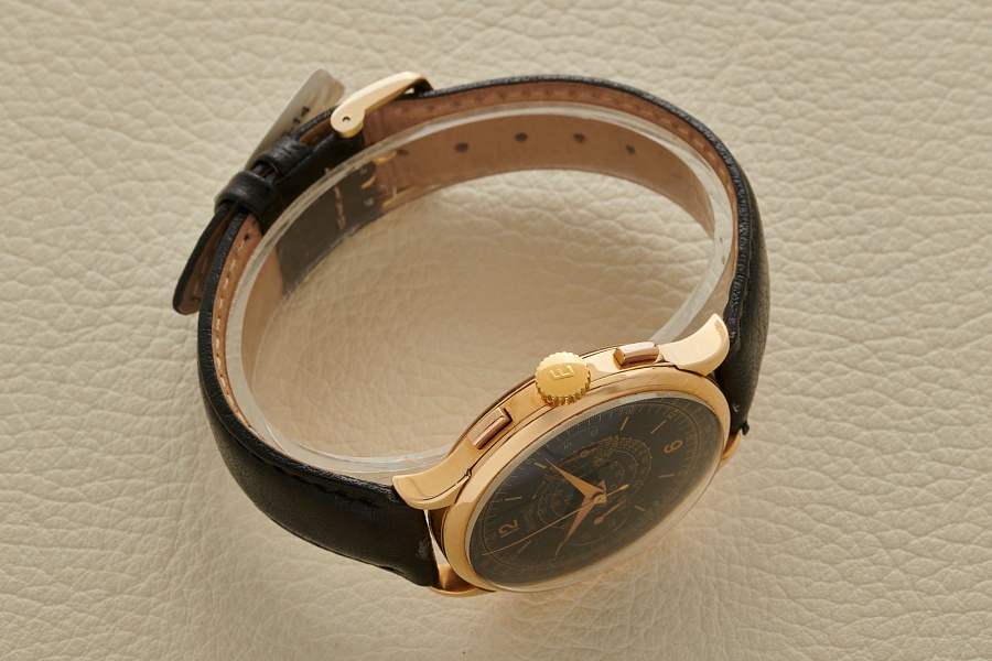 Vintage Chronograph 18k Gold Black Gilt Dial