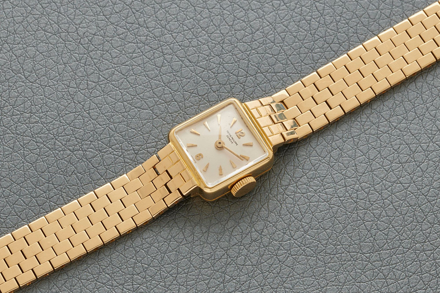 Vintage Square Ladies Watch Yellow Gold
